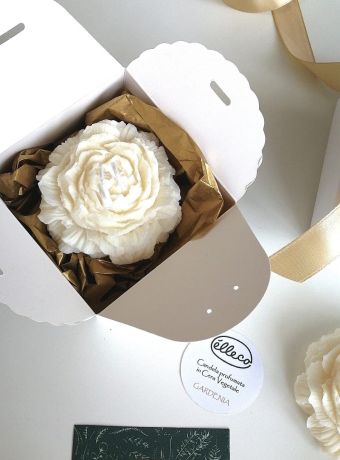 Candela Peonia in cera vegetale